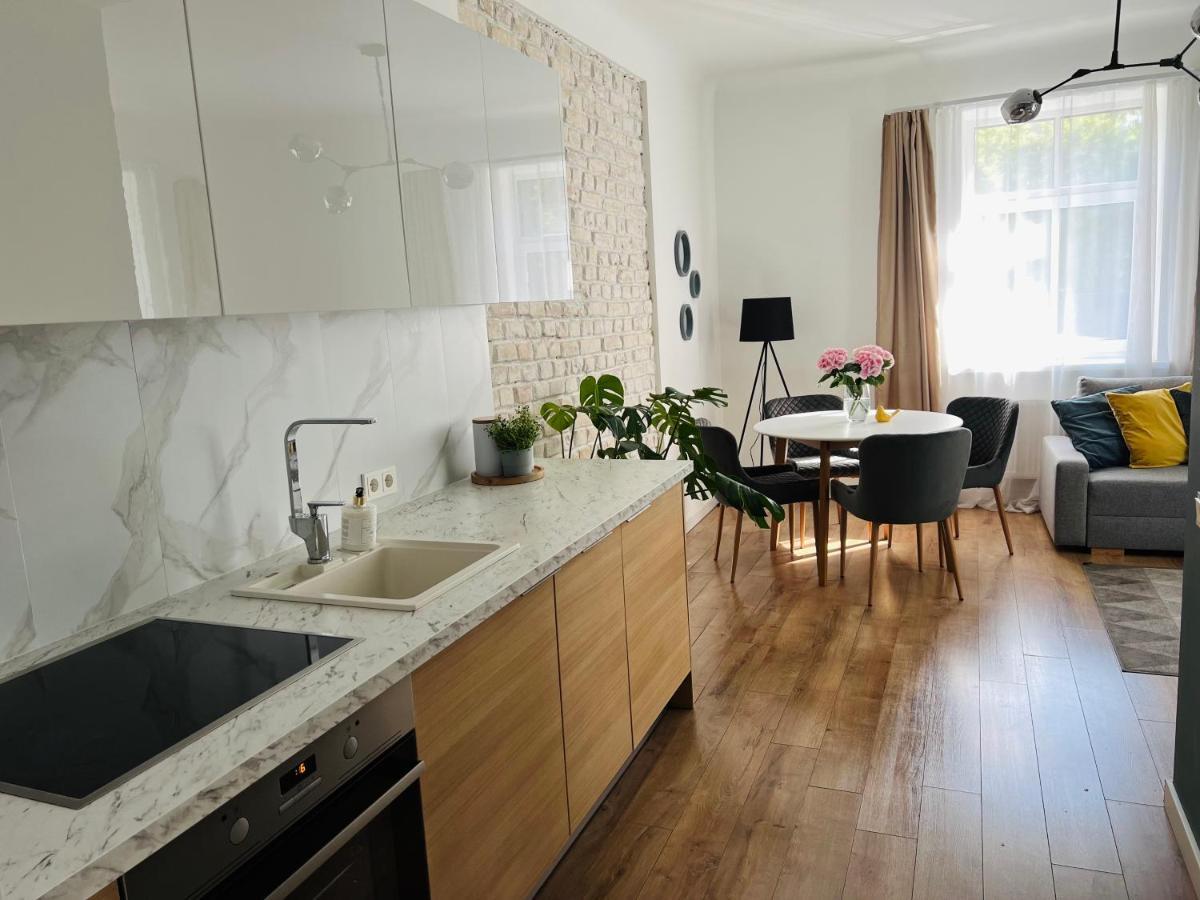 The Right Coast Apartment With Free Private Parking Riga Bagian luar foto
