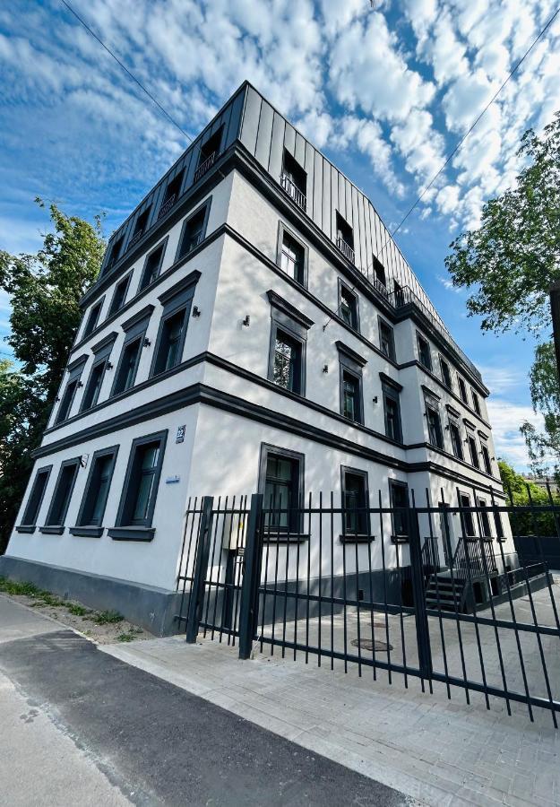 The Right Coast Apartment With Free Private Parking Riga Bagian luar foto