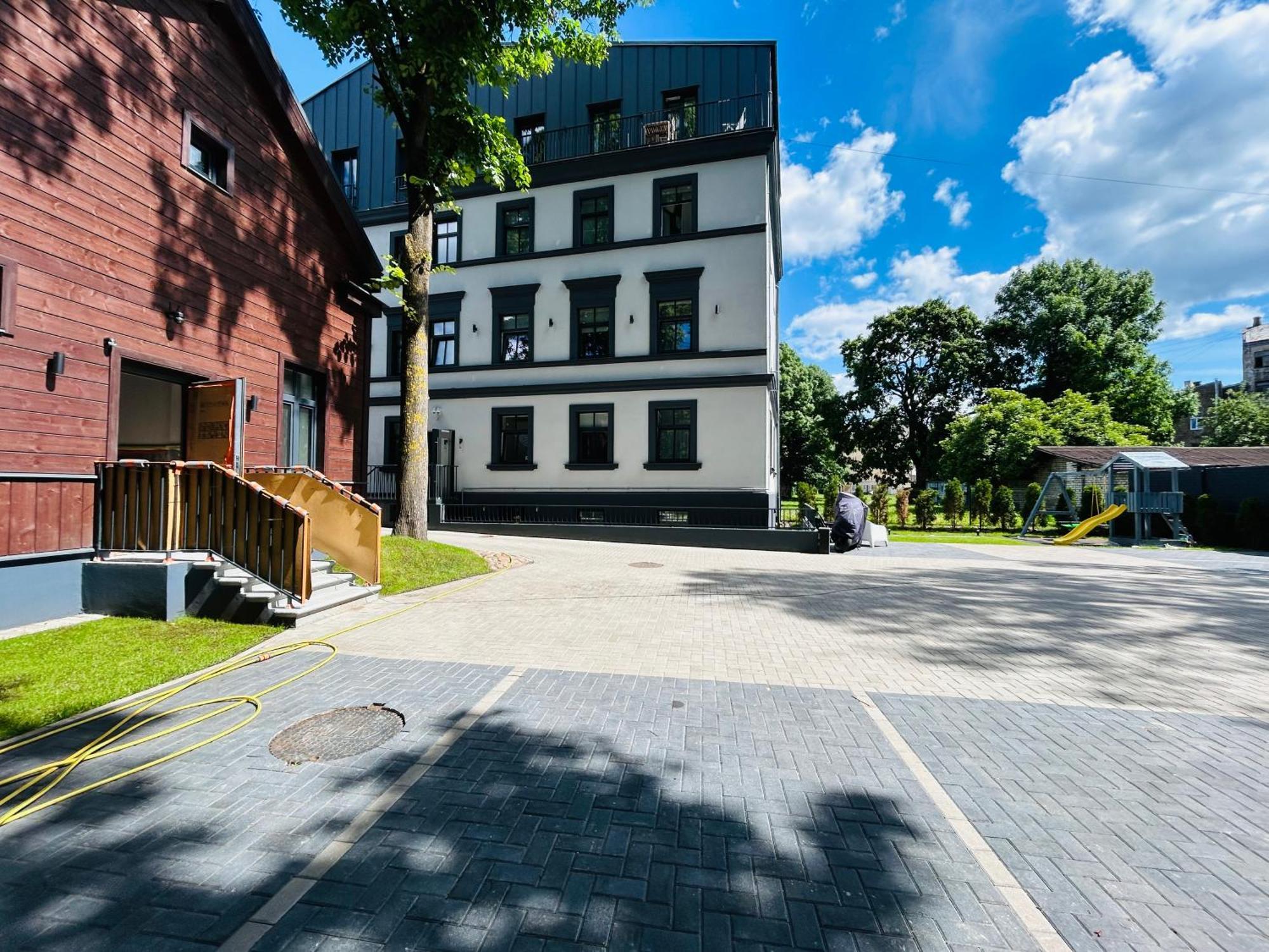 The Right Coast Apartment With Free Private Parking Riga Bagian luar foto
